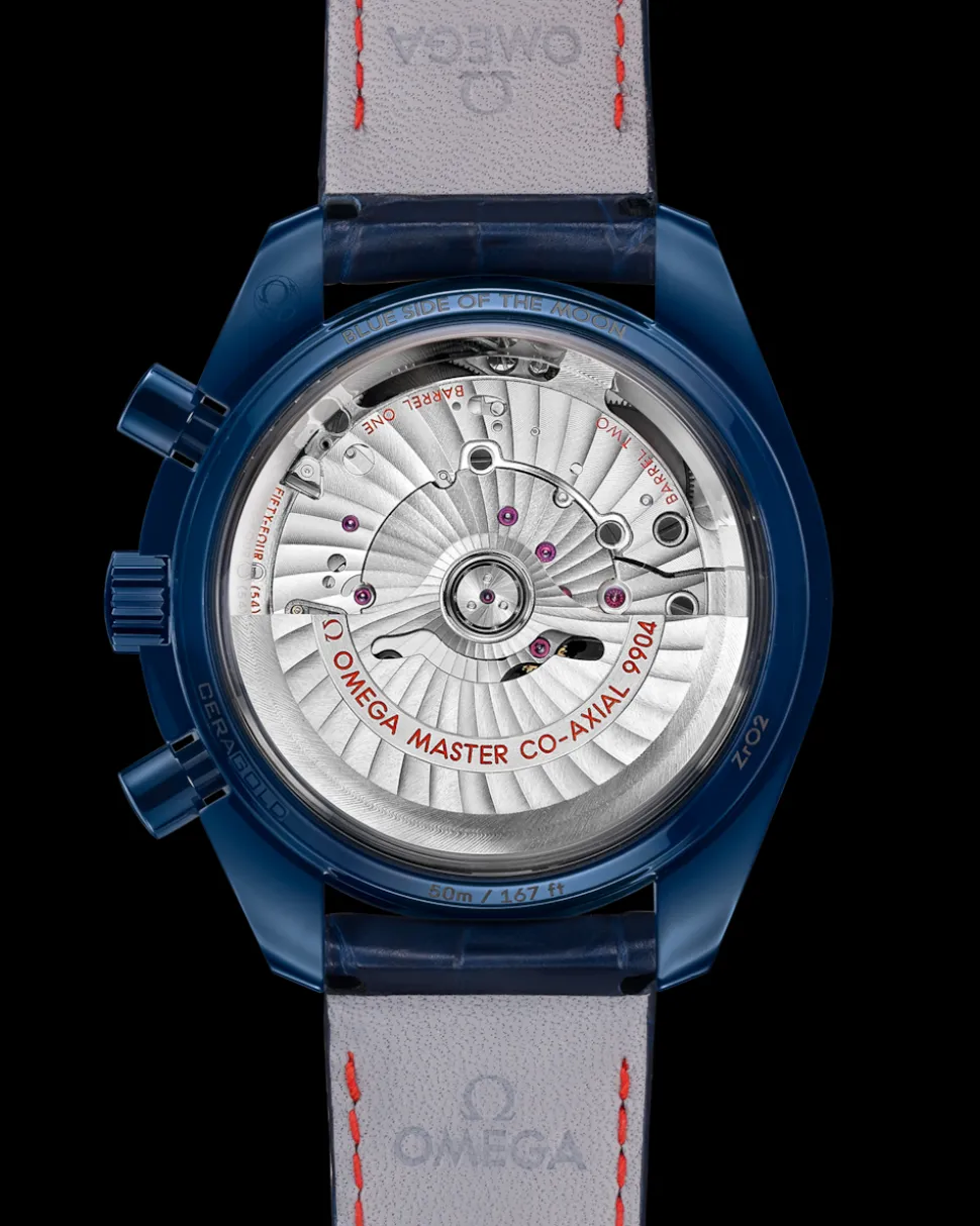 44,25 mm, Blaue Keramik mit Lederarmband