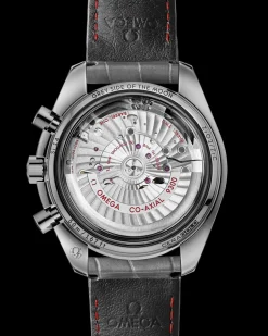 44,25 mm, Graue Keramik mit Lederarmband mit Faltschließe