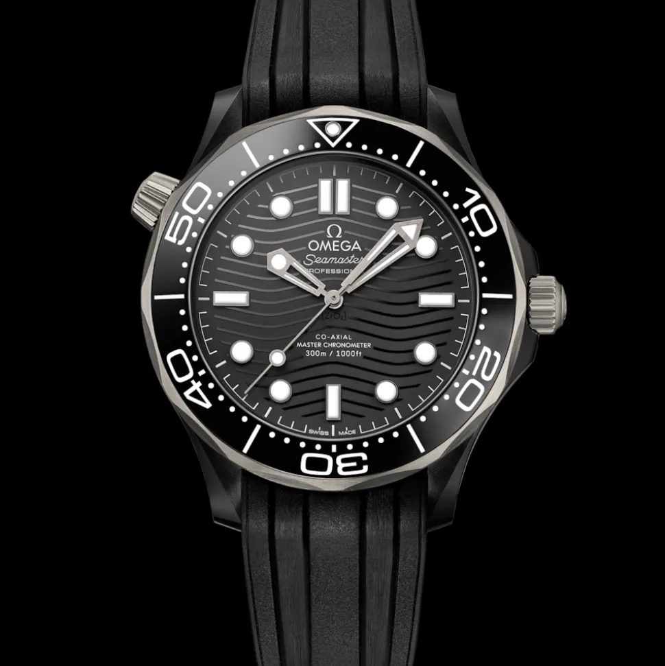 43,5 mm, Schwarze Keramik mit Kautschukband