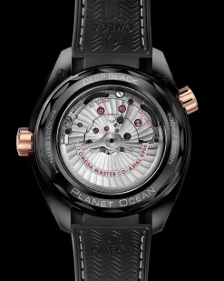 45,5 mm, Schwarze Keramik mit Lederarmband mit Innenseite aus Kautschuk