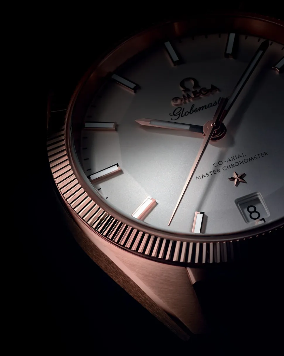 39 mm, Sedna™‑Gold mit Lederarmband