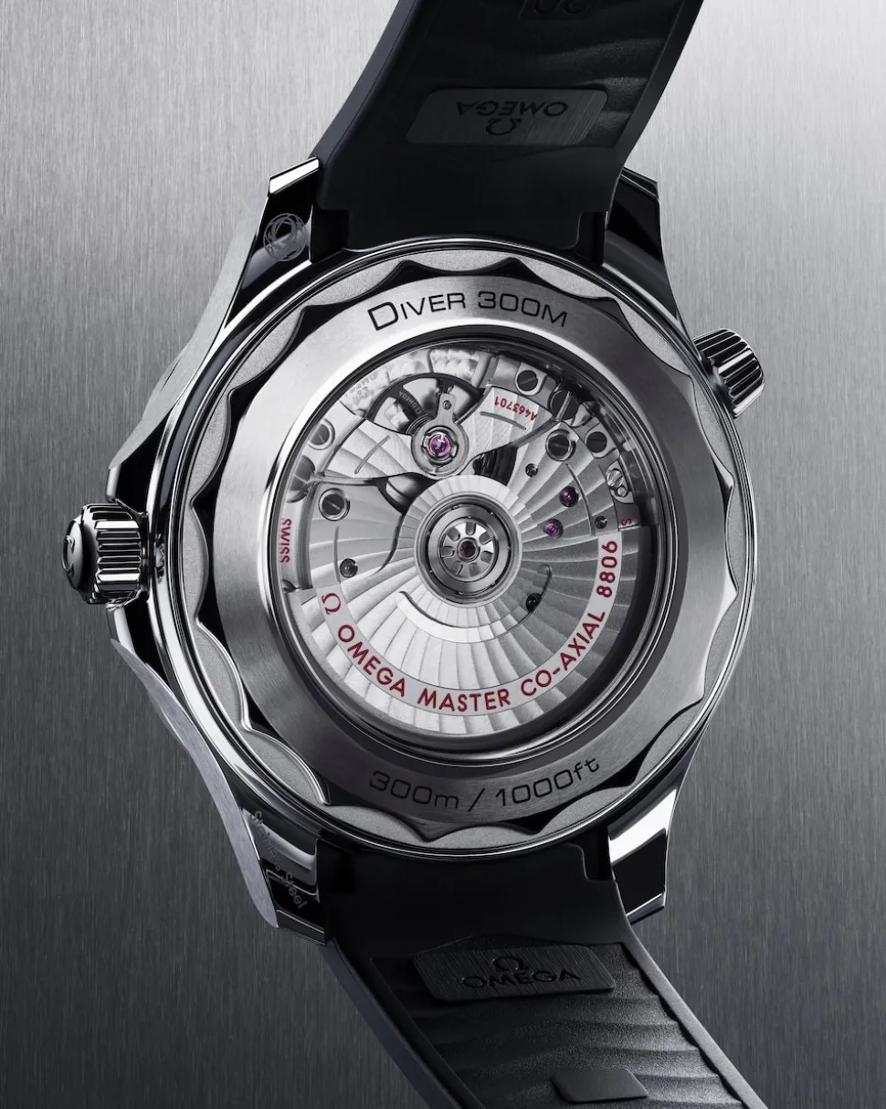 42 mm, Stahl mit Kautschukband