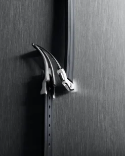 42 mm, Stahl mit Kautschukband