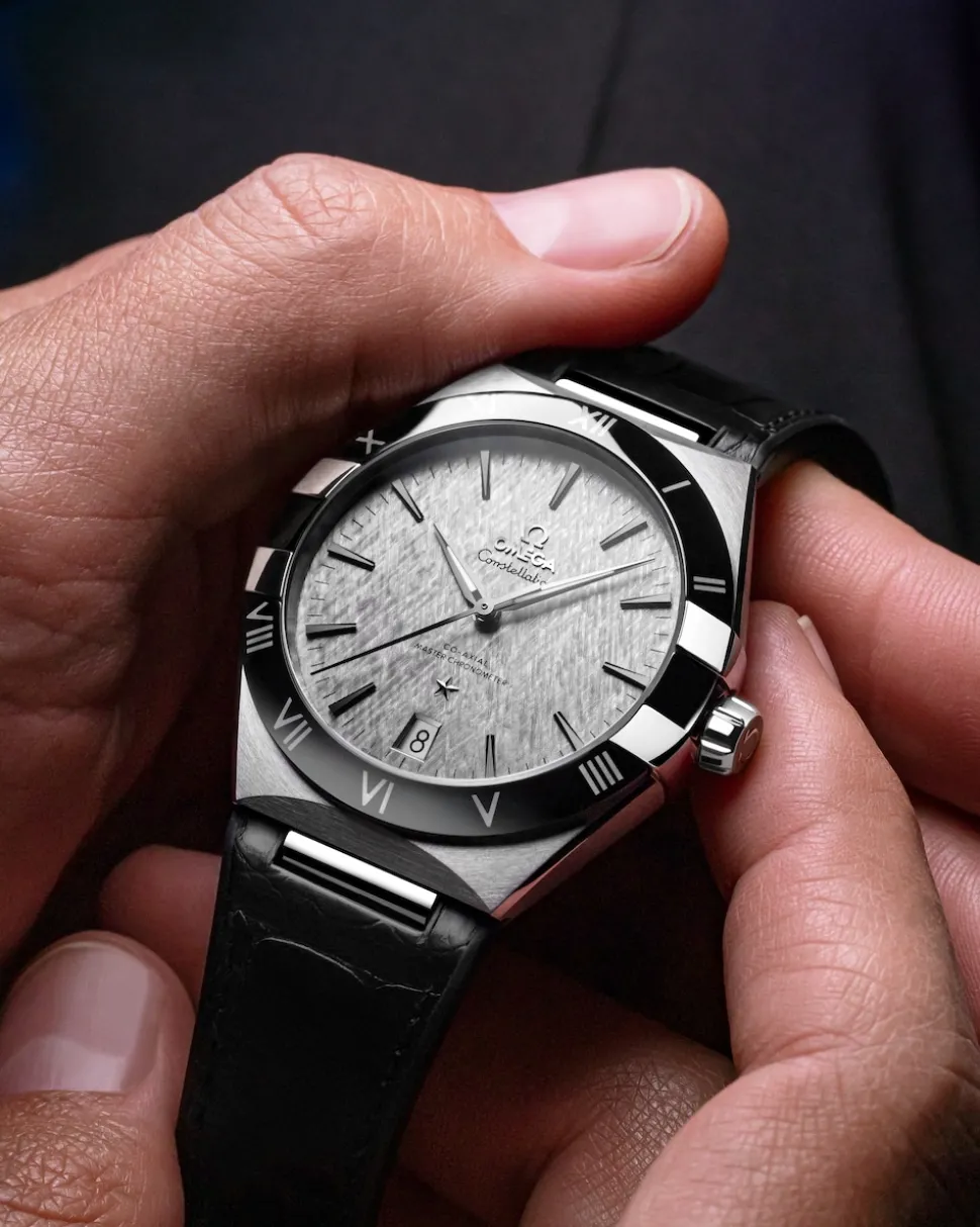 41 mm, Stahl mit Lederarmband