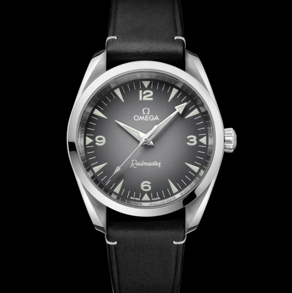 38 mm, Stahl mit Lederarmband