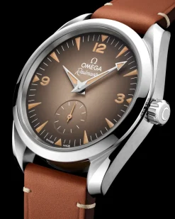 38 mm, Stahl mit Lederarmband