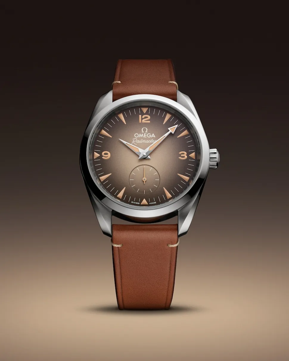 38 mm, Stahl mit Lederarmband