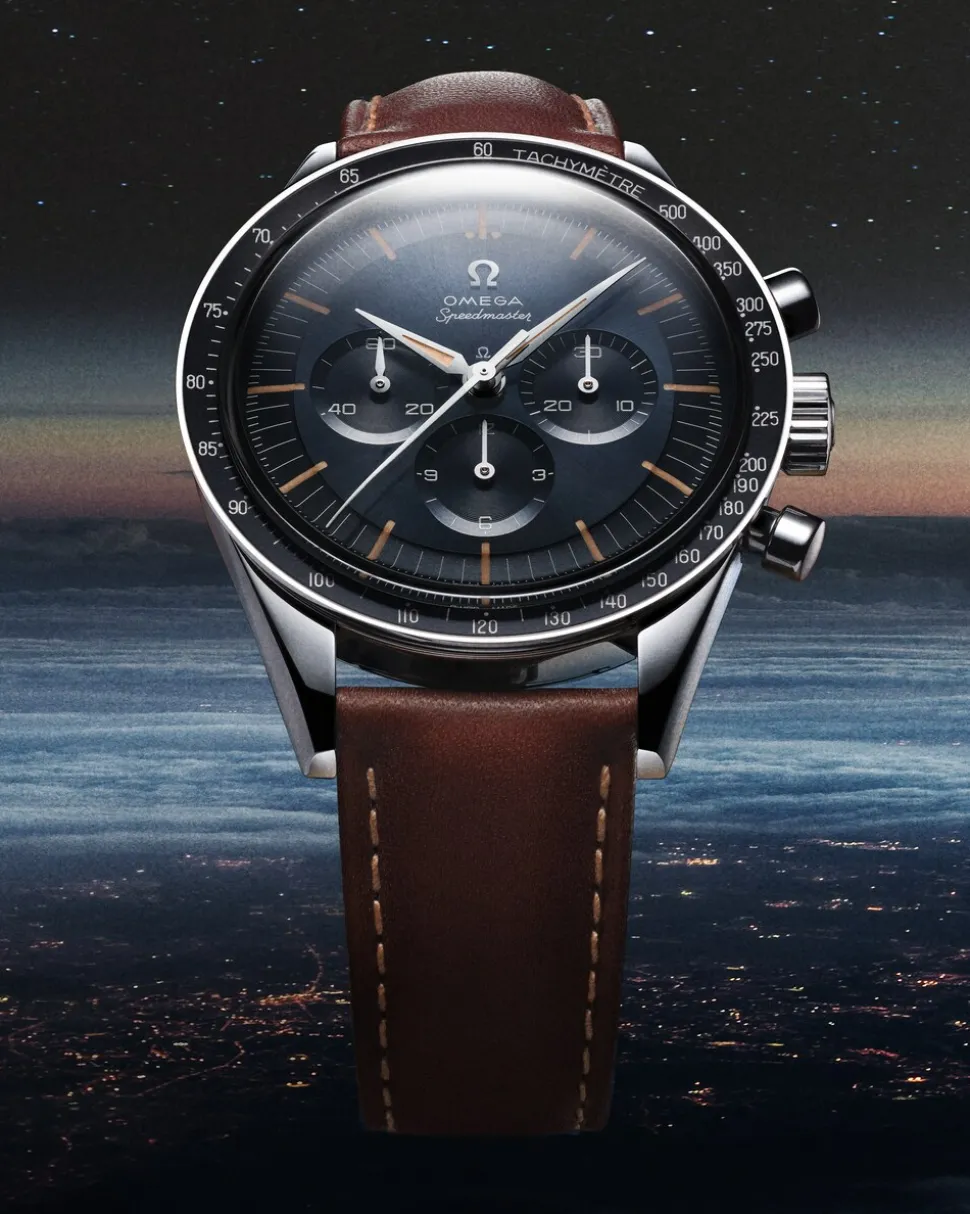 39,7 mm, Stahl mit Lederarmband