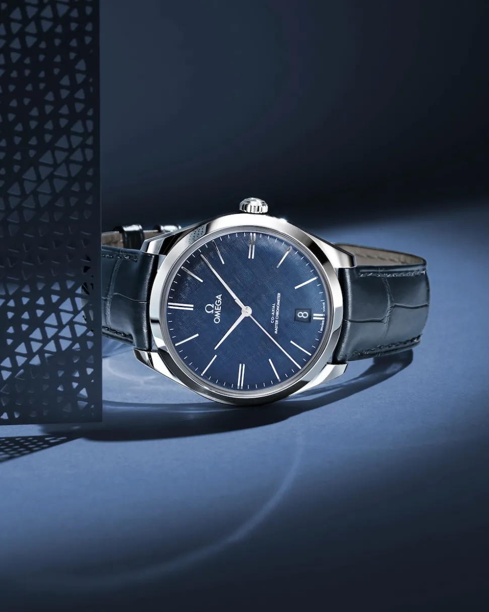 40 mm, Stahl mit Lederarmband