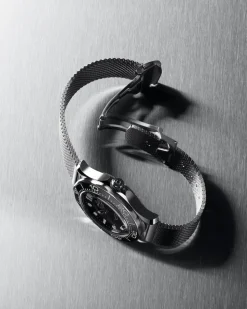 42 mm, Stahl mit Stahlarmband
