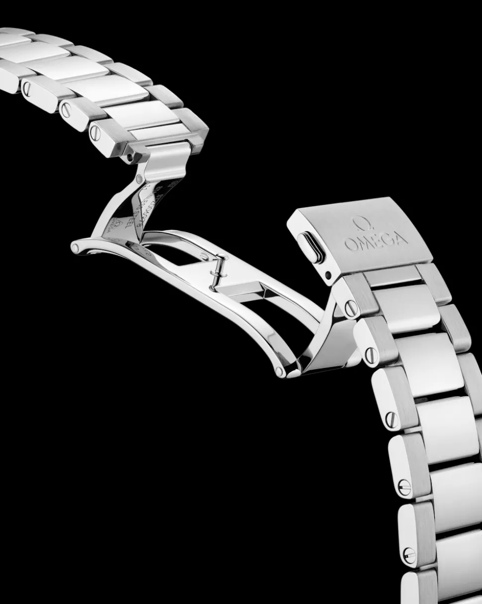 38 mm, Stahl mit Stahlarmband