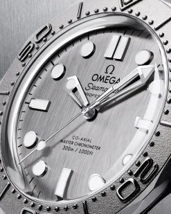 42 mm, Stahl mit Stahlarmband