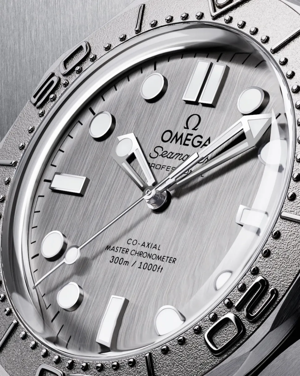 42 mm, Stahl mit Stahlarmband