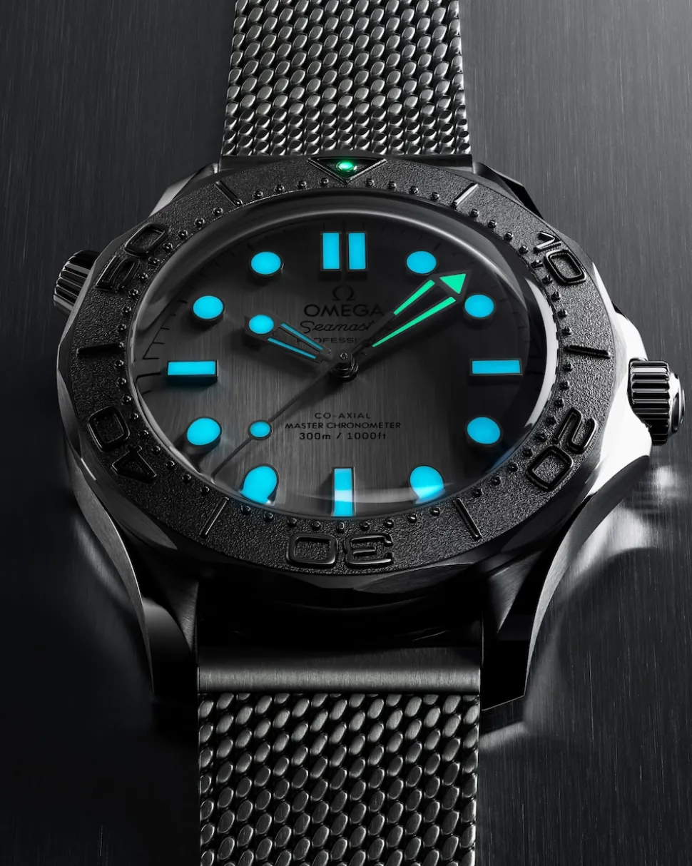 42 mm, Stahl mit Stahlarmband