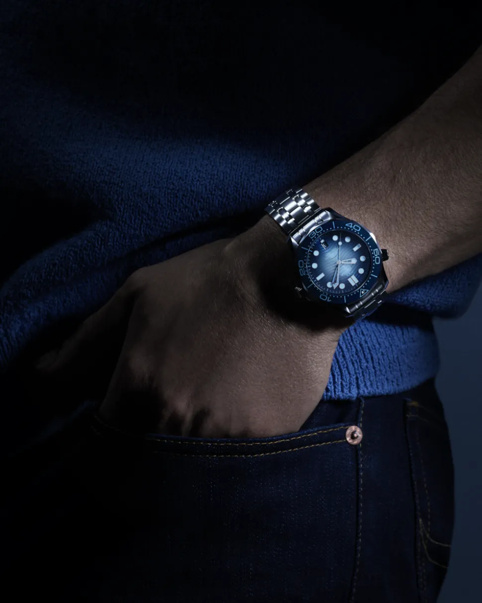 42 mm, Stahl mit Stahlarmband