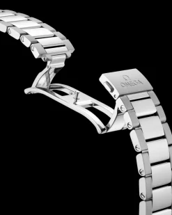 38 mm, Stahl mit Stahlarmband