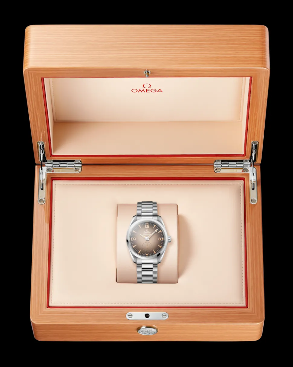 38 mm, Stahl mit Stahlarmband