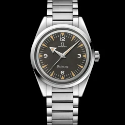 38 mm, Stahl mit Stahlarmband