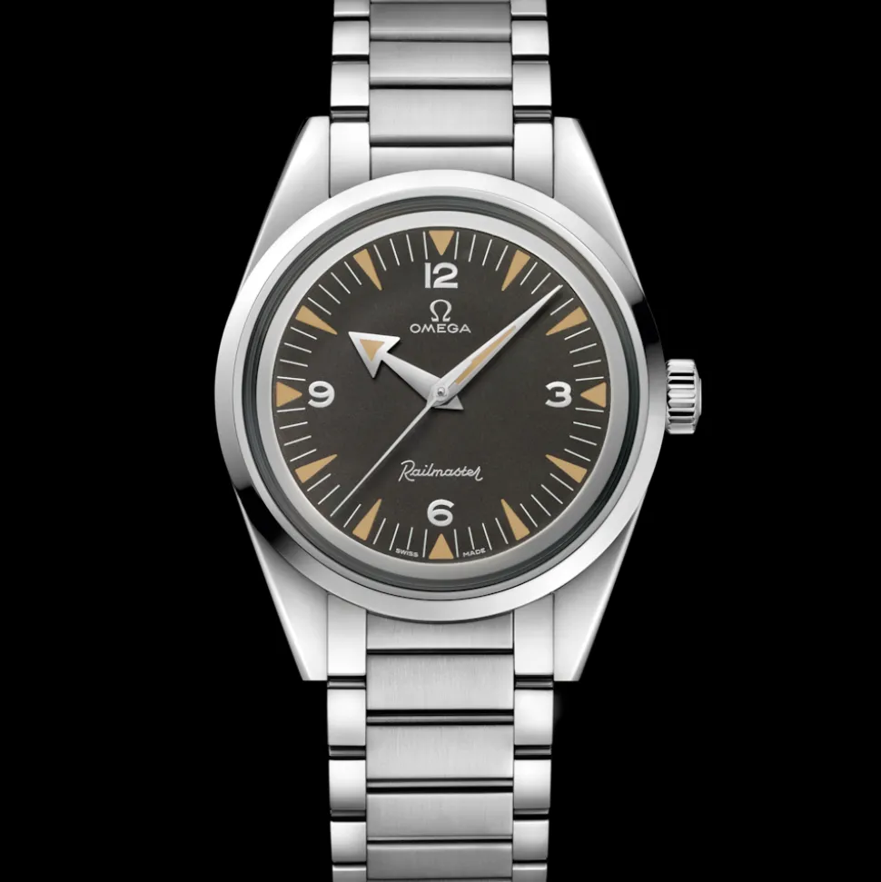 38 mm, Stahl mit Stahlarmband