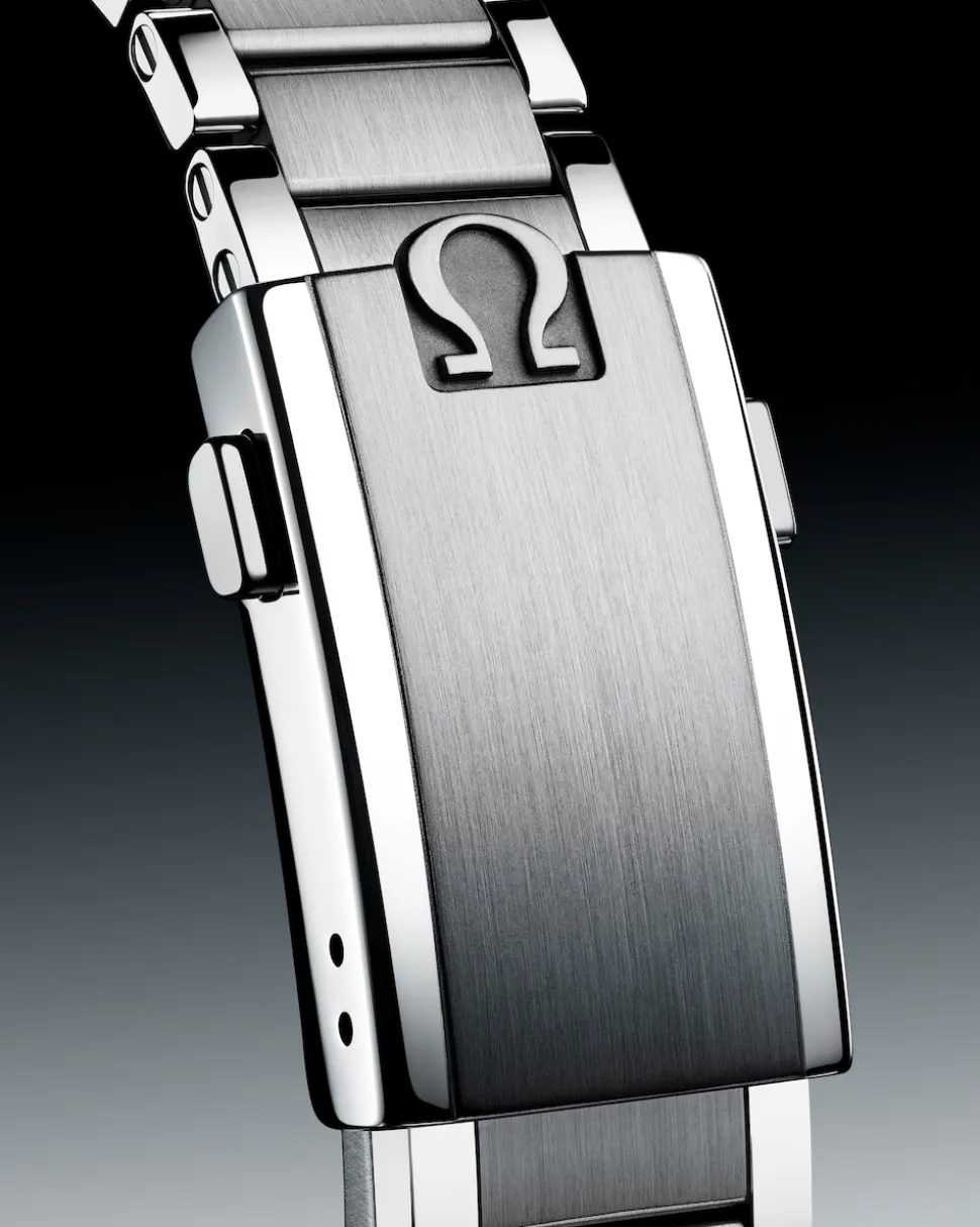 39,7 mm, Stahl mit Stahlarmband