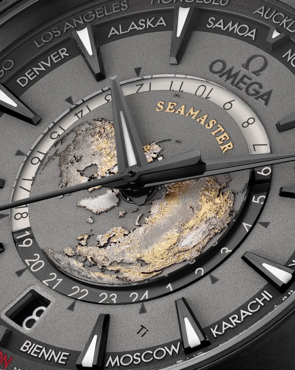 43 mm, Titan mit Kautschukband